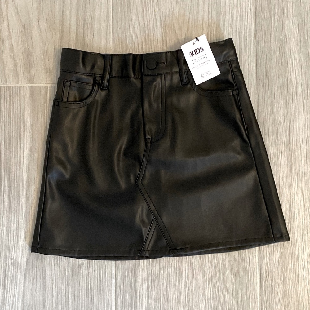 NWOT Cotton On Black Finn Skirt